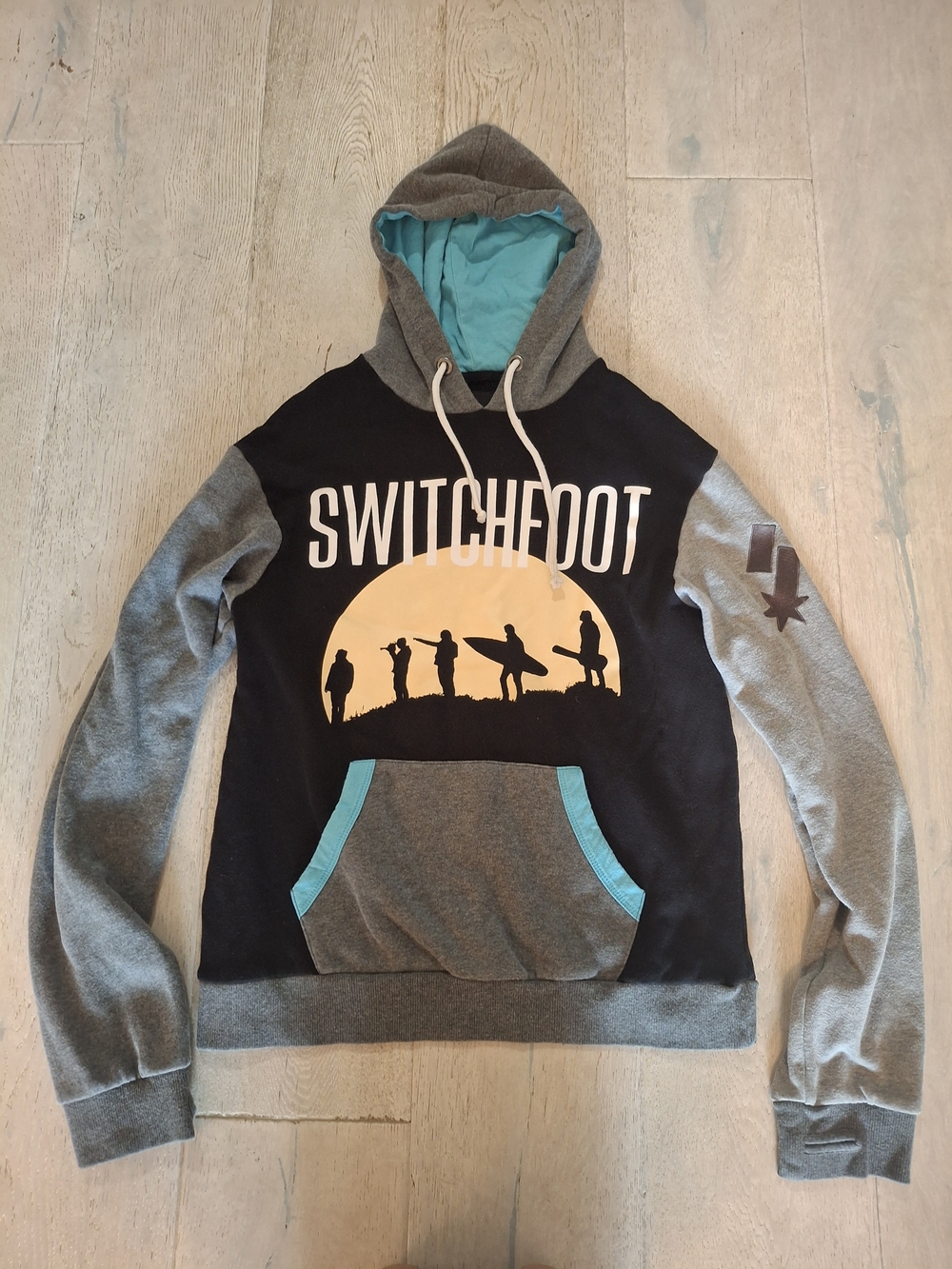 Vintage Graphic Pullover Band Hoodie in Black, Gray & Teal Switchfoot